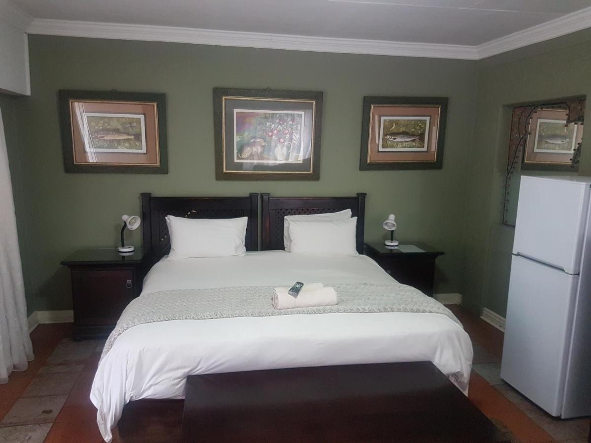Izimbali Lodge And Restaurant Ermelo Luaran gambar